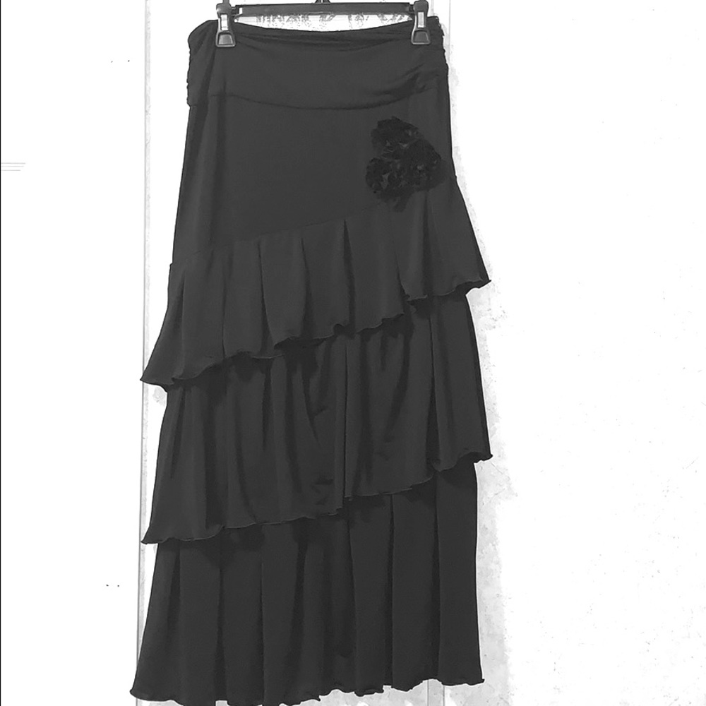 BEAUTIFUL Sharon Tang black ruffled skirt w/ rose